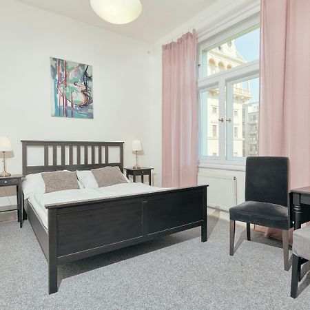 Hostel Mikolase Alse Prague Extérieur photo