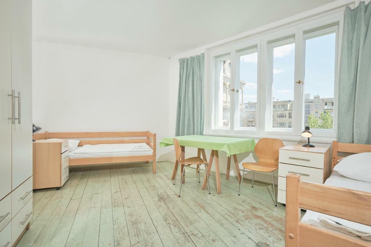 Hostel Mikolase Alse Prague Extérieur photo